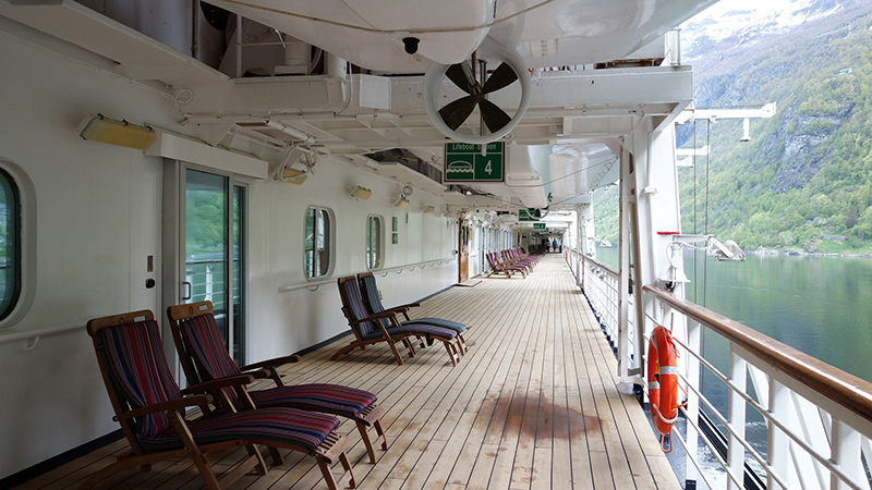 cruise_balcony